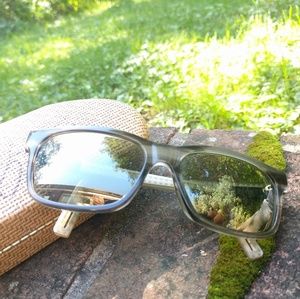 Maui Jim Eh Brah Sunglasses w/case